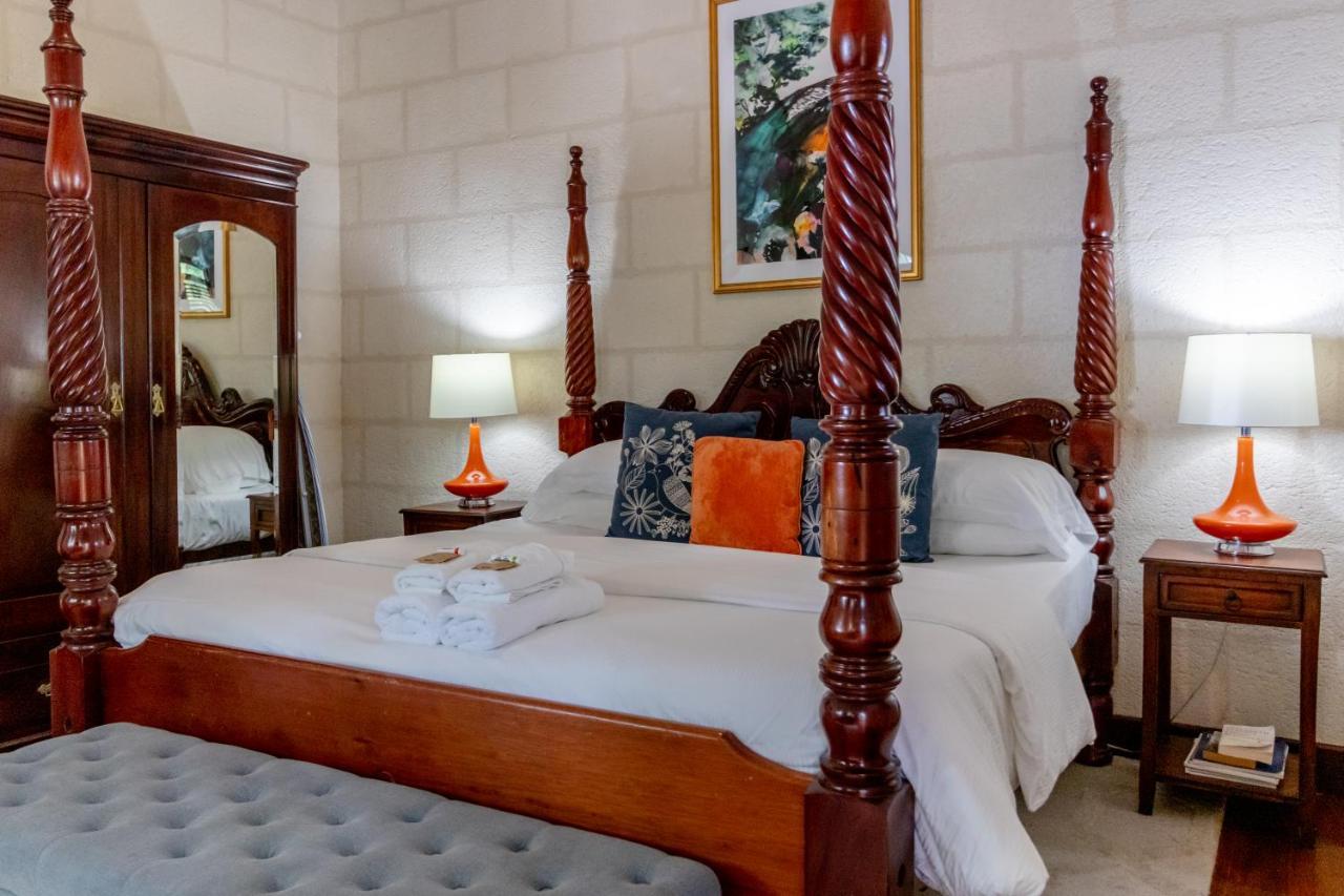 Sweetfield Manor Hotel Bridgetown Bagian luar foto