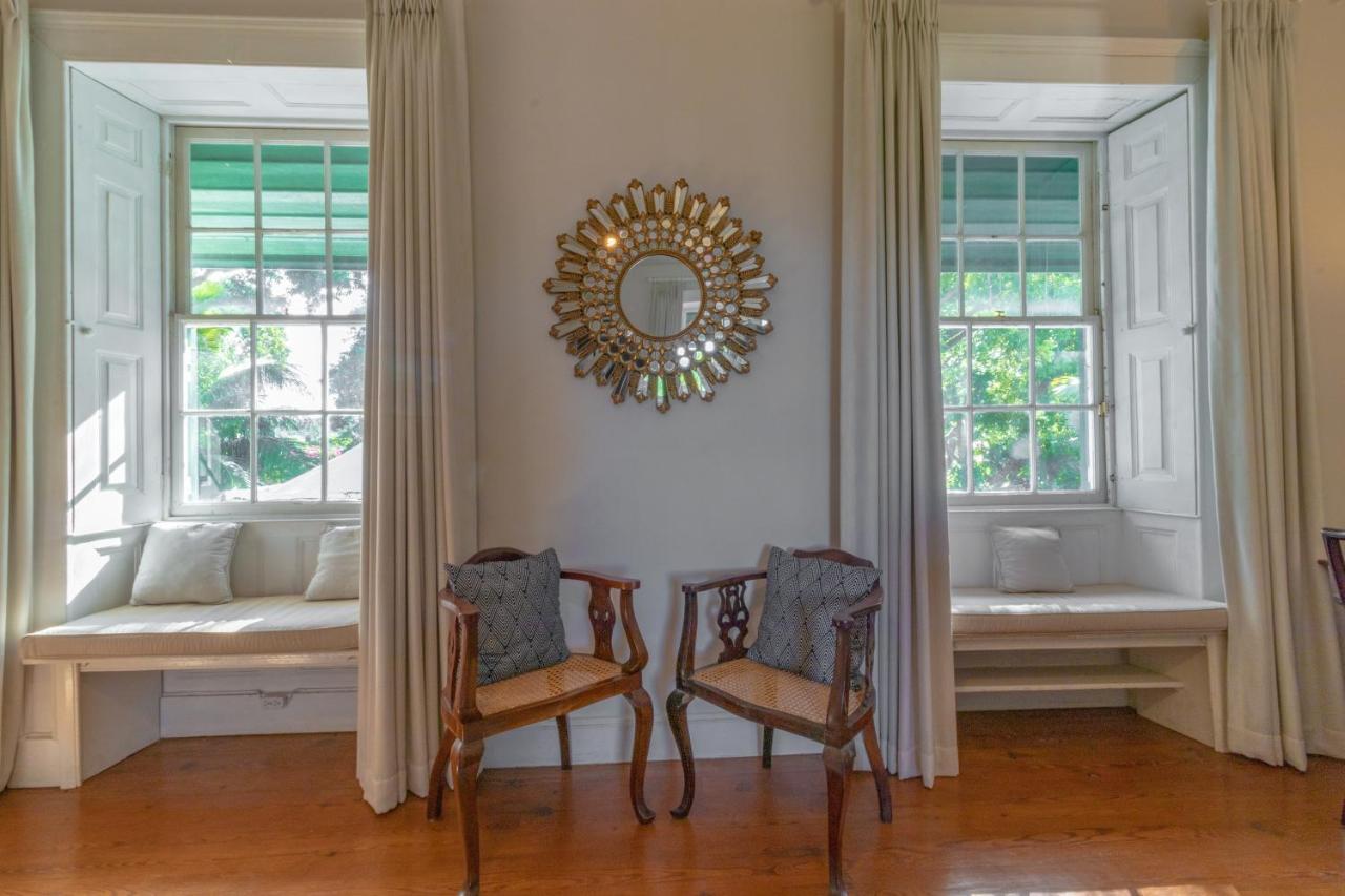 Sweetfield Manor Hotel Bridgetown Bagian luar foto