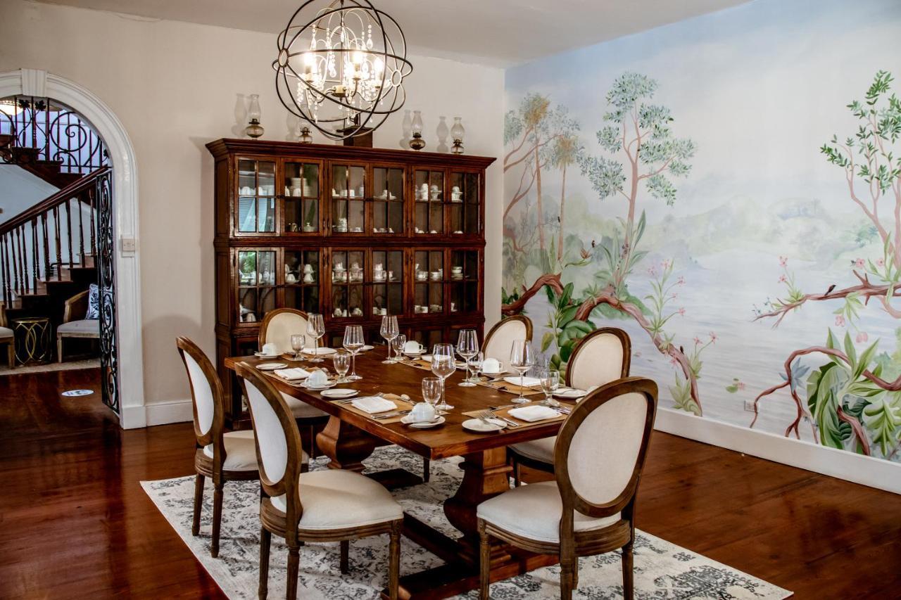 Sweetfield Manor Hotel Bridgetown Bagian luar foto