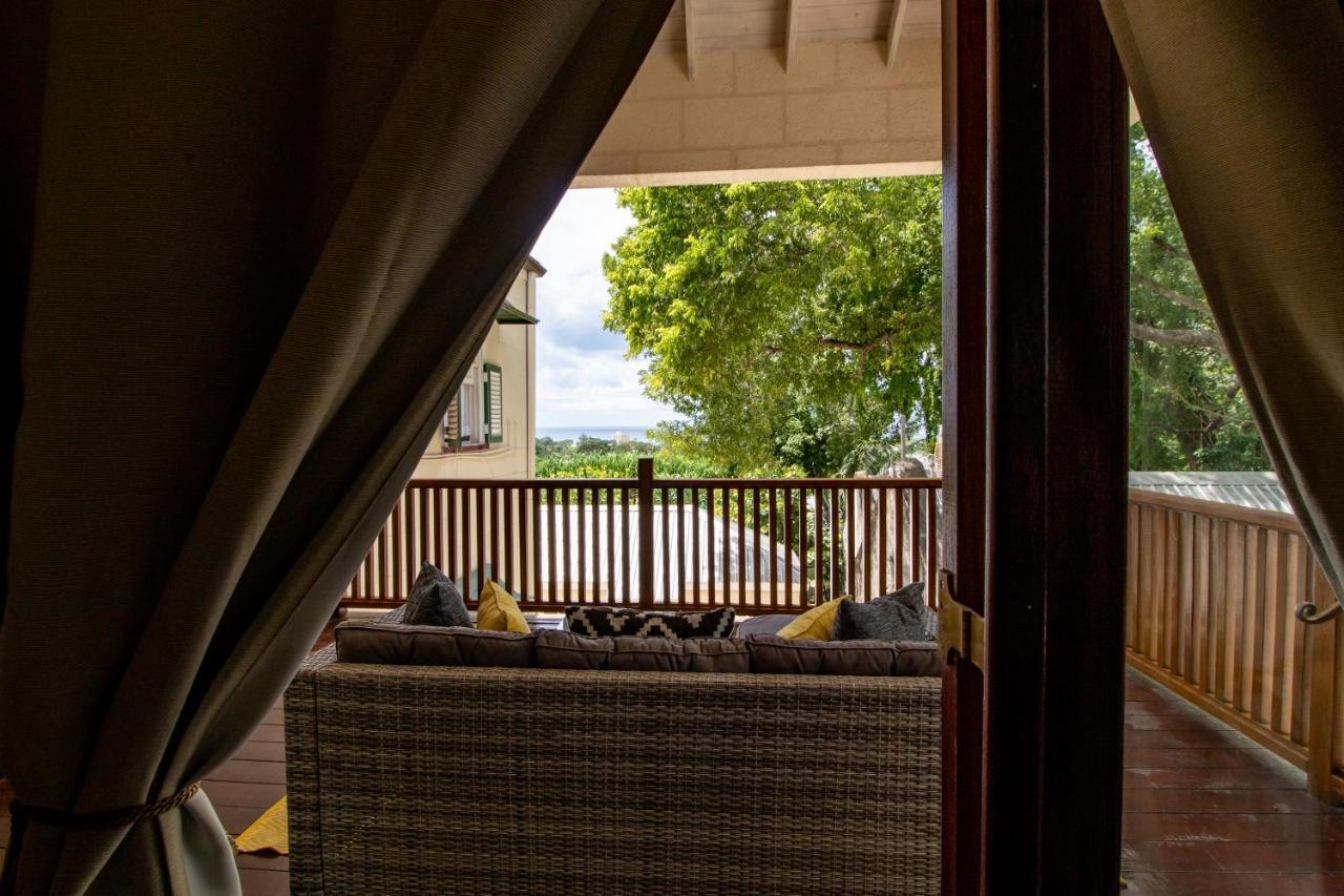 Sweetfield Manor Hotel Bridgetown Bagian luar foto
